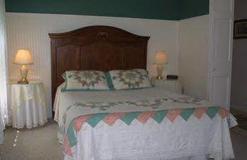 Glen Oaks Inn Intervale Екстериор снимка