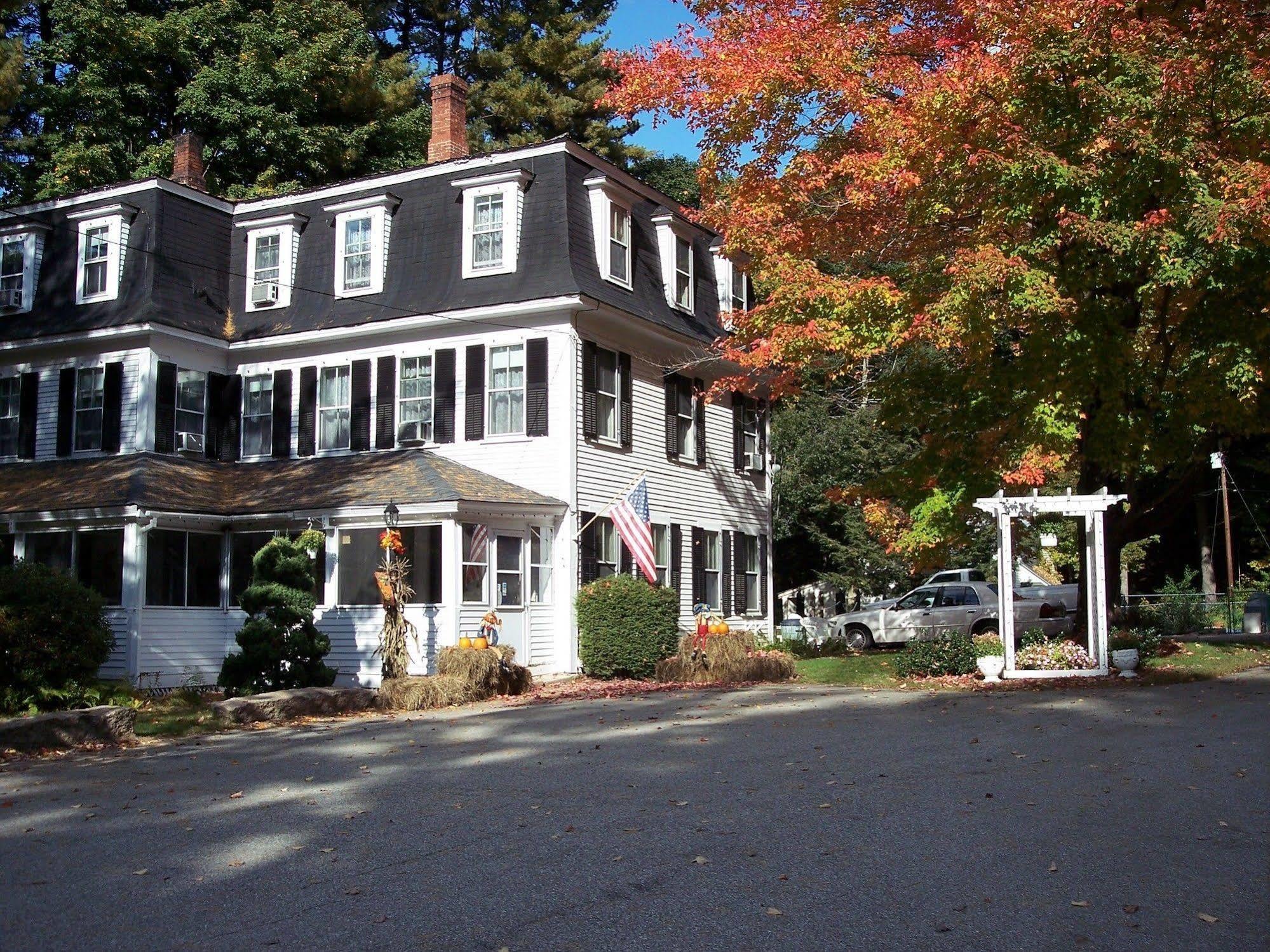 Glen Oaks Inn Intervale Екстериор снимка